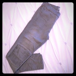 Grey Moto Skinny stretch denim.